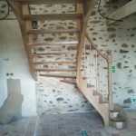 limons en chataigner et marches en chêne